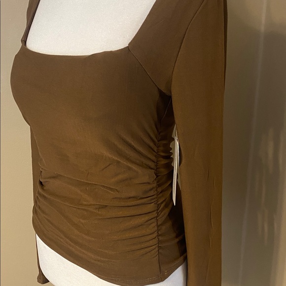 NWT Padded Bust l/s Ruched Fitted Soft Tee Juniors M - Picture 3 of 7